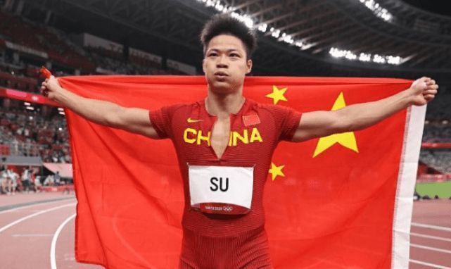 据了解，这位以跑酷见长并习练中国武术的法国演员曾在《暴力街区》《生死新纪元》中有过出色表演，每次出场都以其独特的跑酷技艺和功夫展示而惊艳全场